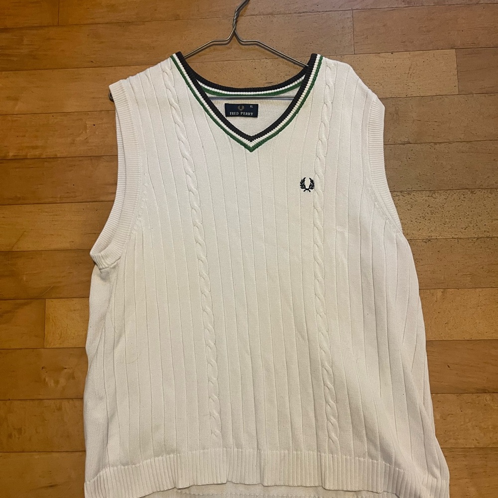 Fred Perry sweater vest